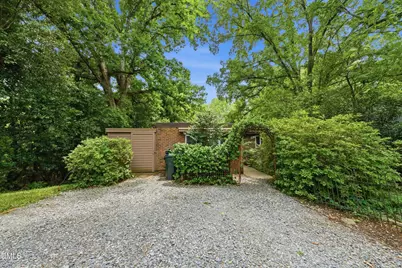 16 Davie Circle, Chapel Hill, NC 27514 - Photo 2