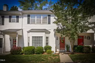 215 Pointe Crest Ct, Cary, NC 27513 - Photo 2