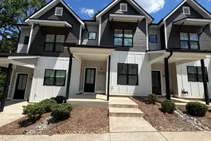 5710 Parker Pnes Ct, Raleigh, NC 27609 - Photo 6