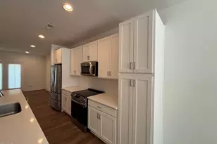 5710 Parker Pnes Ct, Raleigh, NC 27609 - Photo 18