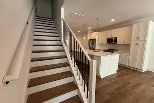 5710 Parker Pnes Ct, Raleigh, NC 27609 - Photo 4