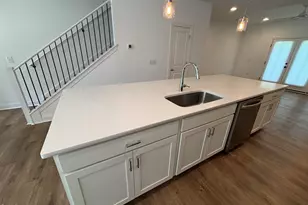 5710 Parker Pnes Ct, Raleigh, NC 27609 - Photo 16