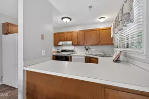 5313 Thistlebrook Ct, Raleigh, NC 27610 - Photo 14