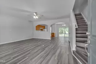 410 Walnut Woods Dr, Morrisville, NC 27560 - Photo 4