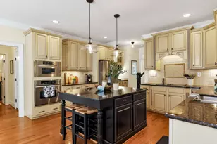 505 Chrismill Ln, Holly Springs, NC 27540 - Photo 8