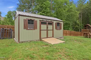 1537 Sweetwater Ln, Raleigh, NC 27610 - Photo 34