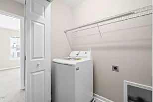 8472 Central Dr, Raleigh, NC 27613 - Photo 18