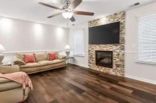 550 Birchtree Valley Ct, Fuquay Varina, NC 27526 - Photo 16