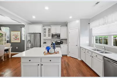 636 Hiddenbrook Drive, Durham, NC 27703 - Photo 6