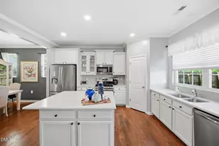 636 Hiddenbrook Dr, Durham, NC 27703 - Photo 6