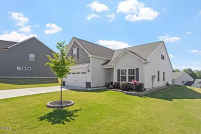 811 Bent Willow Drive, Clayton, NC 27527 - Photo 2