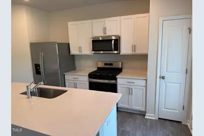 180 Starlight Street, Sanford, NC 27330 - Photo 6