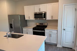 180 Starlight St, Sanford, NC 27330 - Photo 6