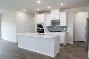 174 N Field Sparrow Wy, Clayton, NC 27520 - Photo 6