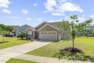 716 Harvest Point Dr, Fuquay Varina, NC 27526 - Photo 8