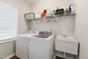 301 Park York Ln, Cary, NC 27519 - Photo 16