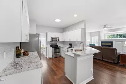 301 Park York Lane, Cary, NC 27519 - Photo 4