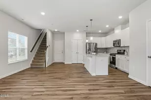 949 Robbie Jackson Ln, Fuquay-Varina, NC 27526 - Photo 8