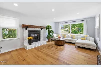 224 Rosehaven Drive, Raleigh, NC 27609 - Photo 4