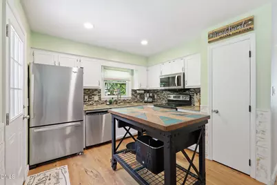 224 Rosehaven Drive, Raleigh, NC 27609 - Photo 10
