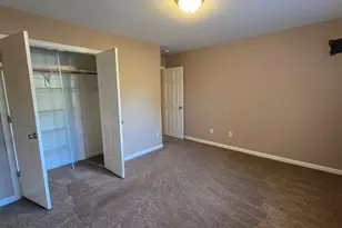 100 Jesse Dr, Smithfield, NC 27577 - Photo 16