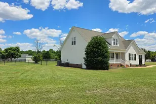 100 Jesse Dr, Smithfield, NC 27577 - Photo 4