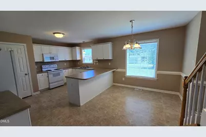 100 Jesse Drive, Smithfield, NC 27577 - Photo 8