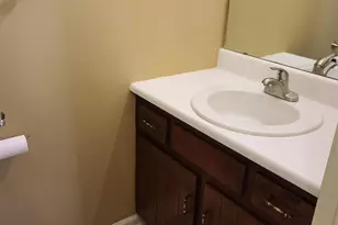 6416 Meadow View Dr, Raleigh, NC 27609 - Photo 24