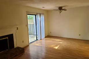 6416 Meadow View Dr, Raleigh, NC 27609 - Photo 20