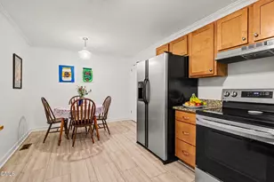 2927 Mars St, Raleigh, NC 27604 - Photo 6