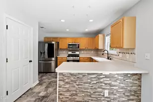 105 Chilmark Ridge Dr, Holly Springs, NC 27540 - Photo 22