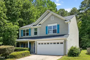 105 Chilmark Ridge Dr, Holly Springs, NC 27540 - Photo 2