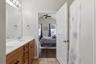 2505 Asher View Ct, Raleigh, NC 27606 - Photo 16