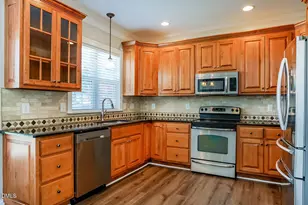 929 Open Field Dr, Garner, NC 27529 - Photo 10