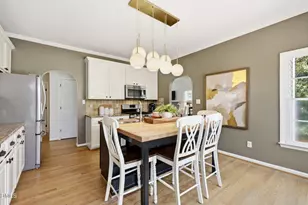 107 Del Rio Dr, Cary, NC 27519 - Photo 8