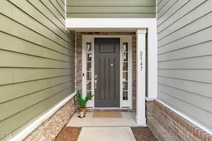 2547 Hutch Ln, Apex, NC 27523 - Photo 2