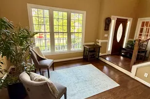104 Parkrise Ct, Cary, NC 27519 - Photo 4
