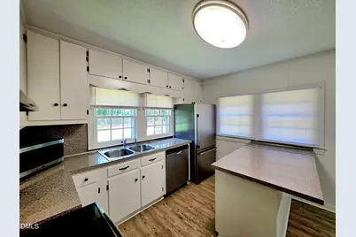 11246 U.S. Hwy 301 S, Benson, NC 27504 - Photo 10