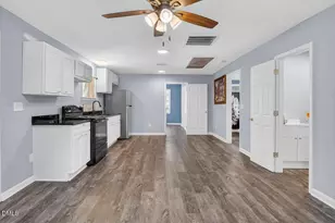 1311 S Williams St, Henderson, NC 27536 - Photo 4