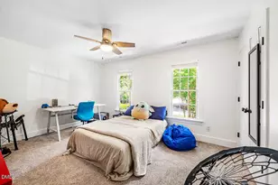 107 Meadowglades Ln, Cary, NC 27518 - Photo 44