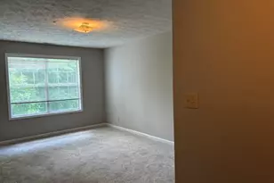 275 Waterdown Dr, Fayetteville, NC 28314 - Photo 4