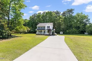 106 Stone Ln, Clayton, NC 27520 - Photo 2
