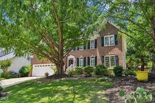 504 Kingswood Dr, Cary, NC 27513 - Photo 2
