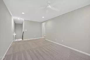 535 Methven Grove Dr, Cary, NC 27519 - Photo 16