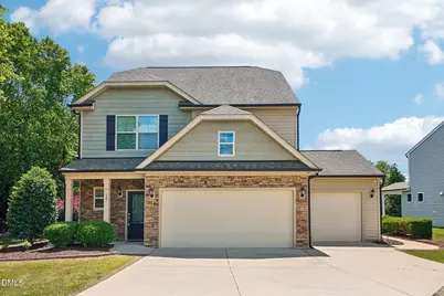 17 Flowers Crest Way, Clayton, NC 27527 - Photo 2