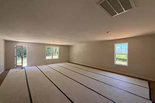 11 Baxley Dr, Dunn, NC 28334 - Photo 2