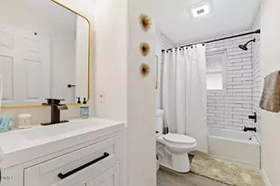 605 Cecil St, Durham, NC 27707 - Photo 16