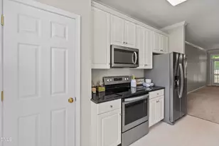 18 Scottish Ln, Durham, NC 27707 - Photo 6