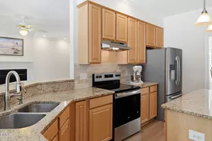 2704 Dray Ct, Raleigh, NC 27613 - Photo 22