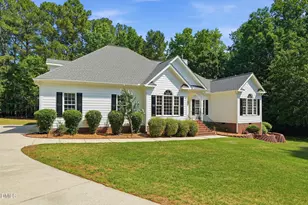 2704 Dray Ct, Raleigh, NC 27613 - Photo 4